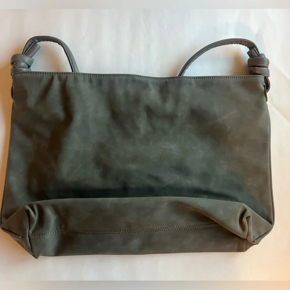 8 OTHER REASONS - Picture 6 of 8